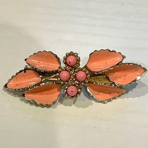 Vintage Light Pink Enamel  Leaf Brooch Pin Unsigned Small Pink  Stones Dainty